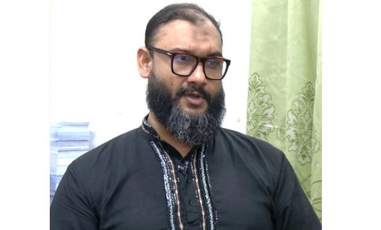 সংসদে অজুর পানি না পেয়ে ব্যারিস্টার আরমানের ক্ষোভ প্রকাশ